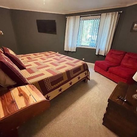 Cabin With Treehouse Views, 3 King Beds, 4 Bunks, And Large Hot Tub! Gatlinburg Extérieur photo