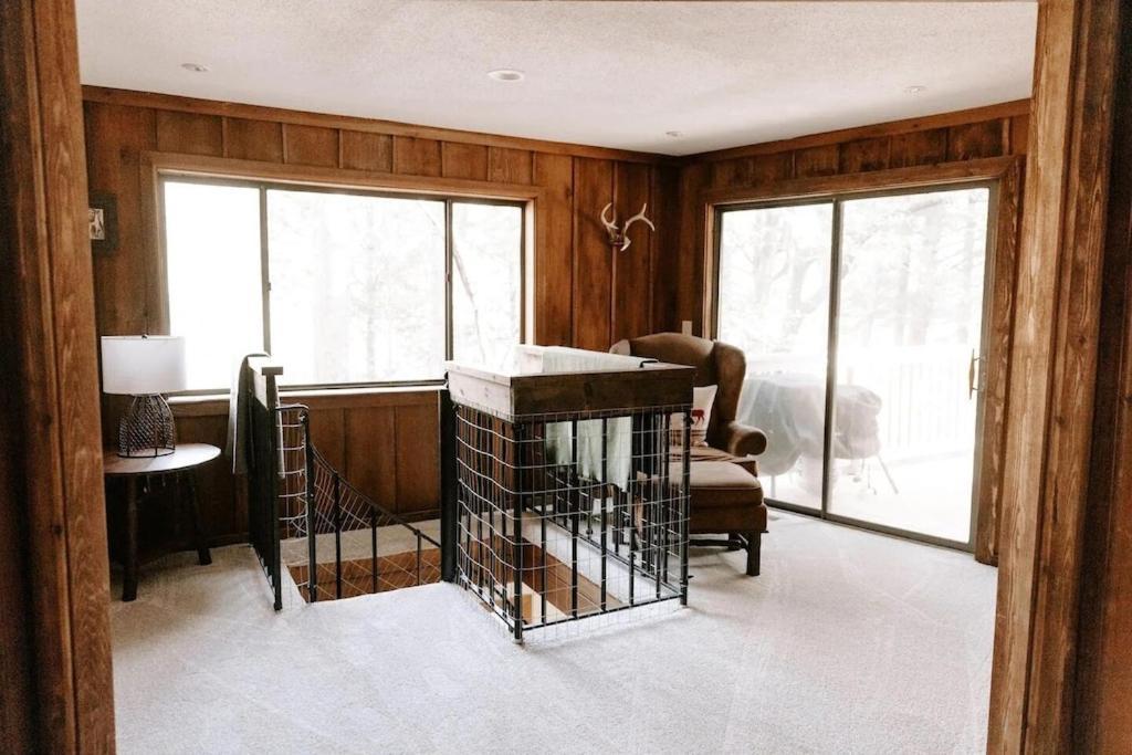 Cabin With Treehouse Views, 3 King Beds, 4 Bunks, And Large Hot Tub! Gatlinburg Extérieur photo